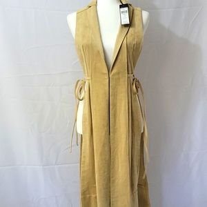 NWT BCBGMAXAZRIA
Gaia Faux-Suede Long Vest